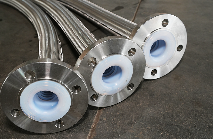 The correct installation method for metal hoses is extremely important.