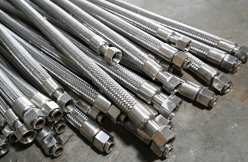 What essential maintenance and preservation procedures must be implemented for metal hoses?
